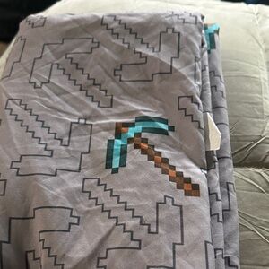 Gray Pixelated Pickaxe Twin Bedsheet set